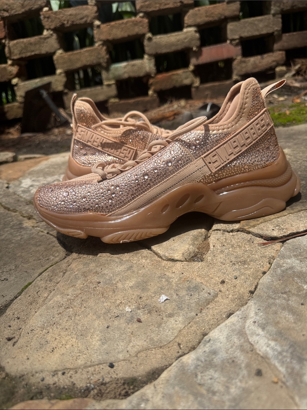 Steve Madden Maxima Blush Rhinestone Chunky Sneakers Sparkle- Size 10 - Picture 3 of 7